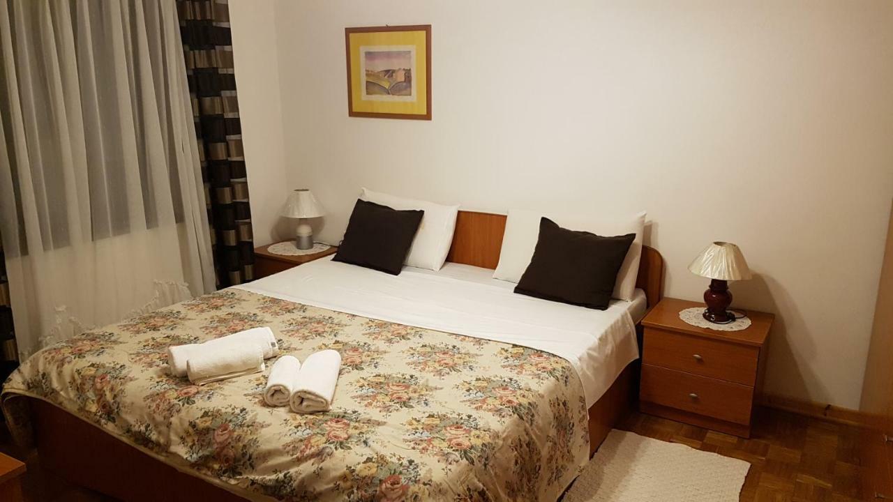 Apartmani Cerova 波雷奇 外观 照片